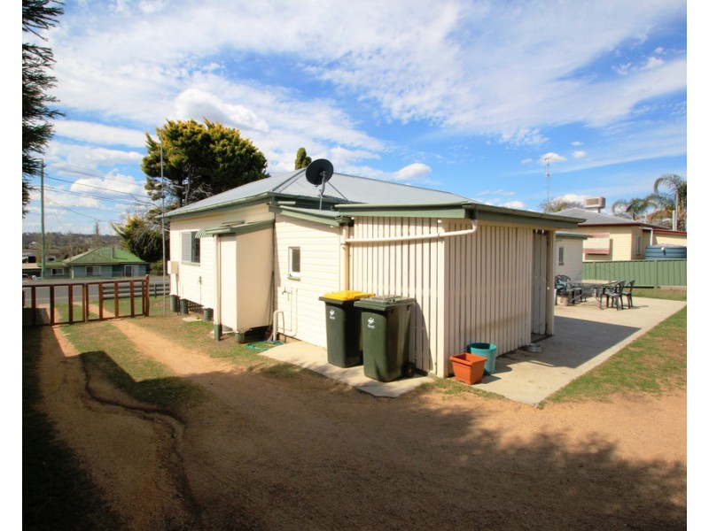 134 Wood Street, Warwick QLD 4370