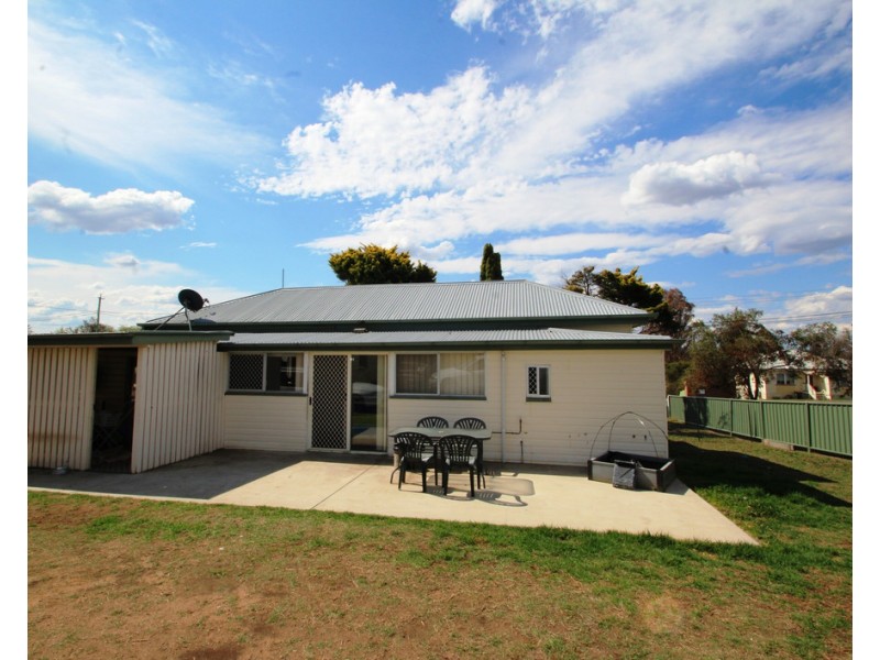 134 Wood Street, Warwick QLD 4370