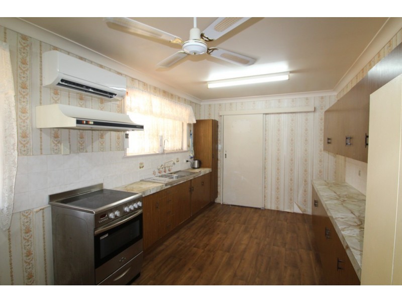 14 Shilliday St, Warwick QLD 4370
