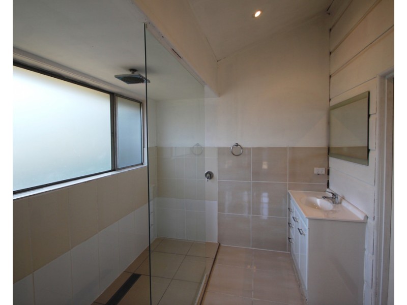 21 Myrtle Ave, Warwick QLD 4370