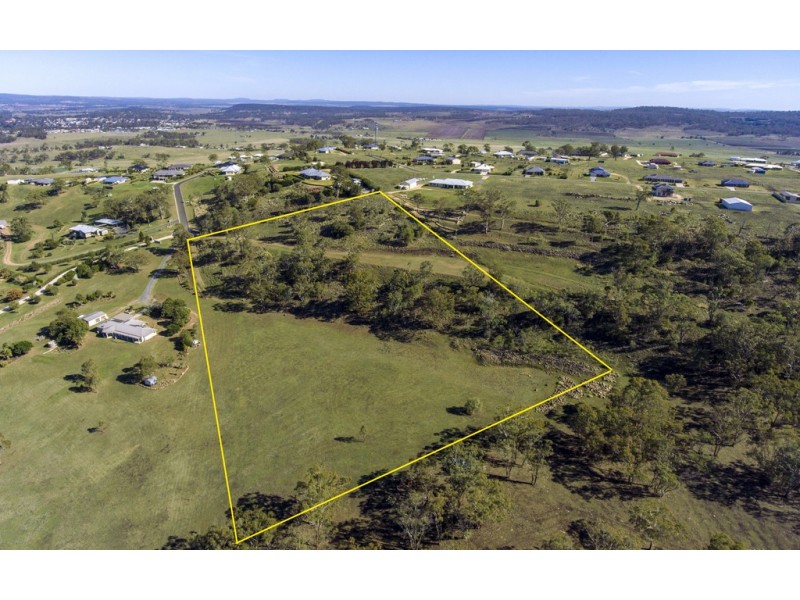 6 Mayra Crt, Sladevale QLD 4370