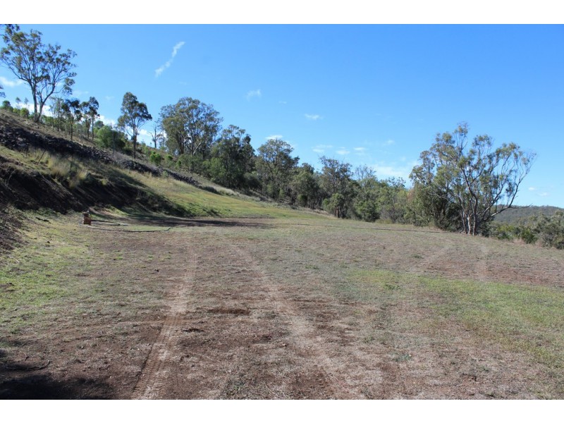 6 Mayra Crt, Sladevale QLD 4370