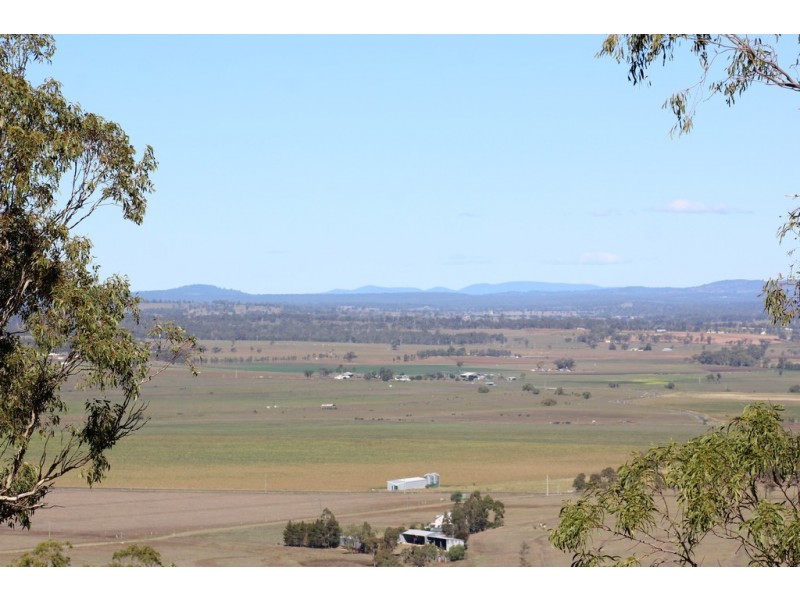 6 Mayra Crt, Sladevale QLD 4370