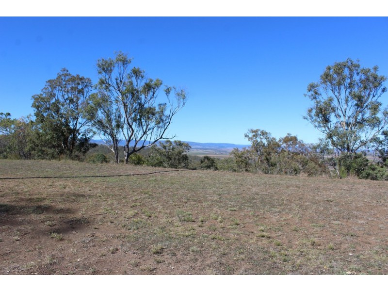 6 Mayra Crt, Sladevale QLD 4370