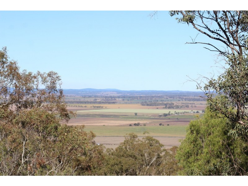 6 Mayra Crt, Sladevale QLD 4370