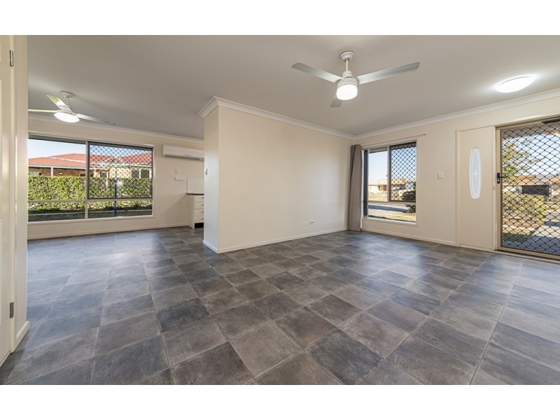 3/2 Willow St, Warwick QLD 4370