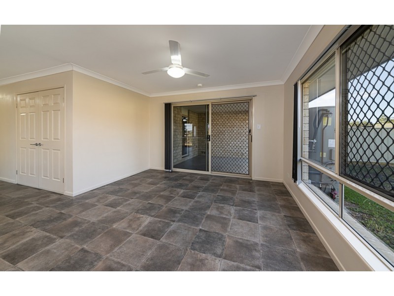 3/2 Willow St, Warwick QLD 4370