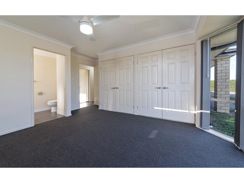 3/2 Willow St, Warwick QLD 4370