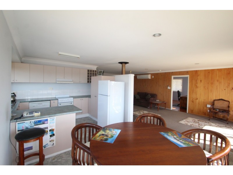 83 Canningvale Rd, Warwick QLD 4370