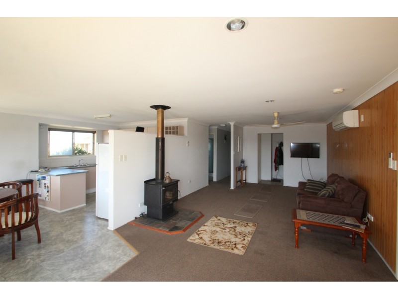 83 Canningvale Rd, Warwick QLD 4370