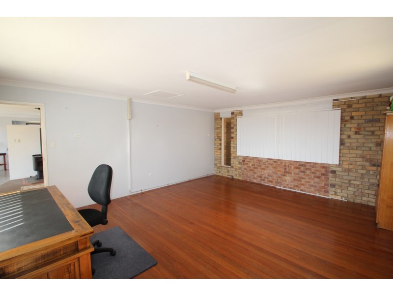 83 Canningvale Rd, Warwick QLD 4370