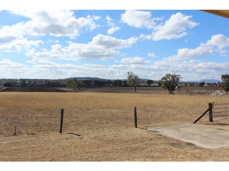 83 Canningvale Rd, Warwick QLD 4370