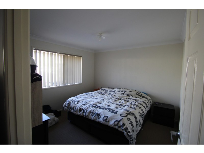 2/2 Rose Lea Court, Warwick QLD 4370