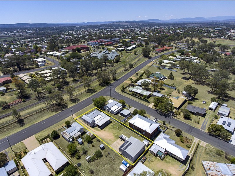 36 Glen Rd, Warwick QLD 4370