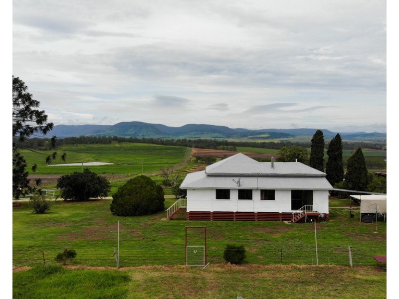 1424 Junabee Rd, Junabee QLD 4370