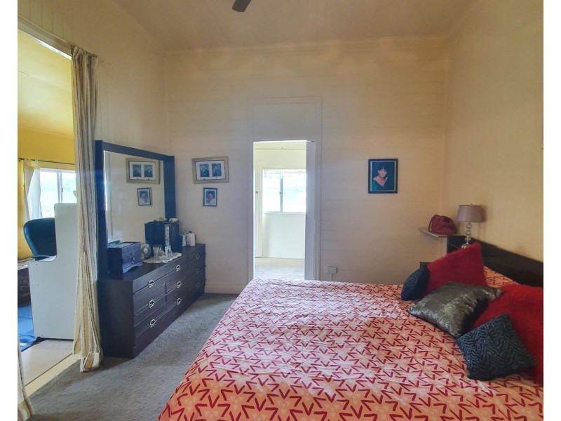 1424 Junabee Rd, Junabee QLD 4370