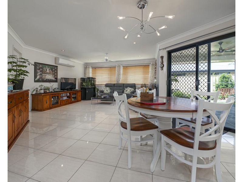25 Iceberg Crt, Warwick QLD 4370