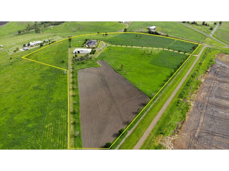 42 Careys Rd, Emu Vale QLD 4371