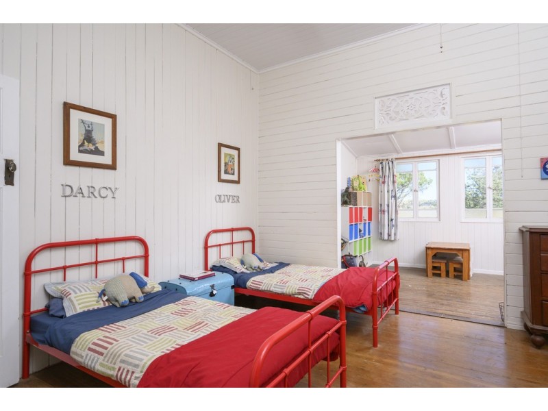 51 Spring Creek Rd, Cement Mills QLD 4352