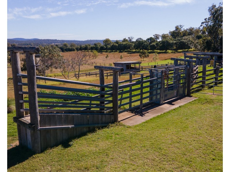 300 Mardon Rd, Rosenthal Heights QLD 4370