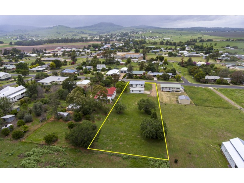 45 Anemone St, Killarney QLD 4373