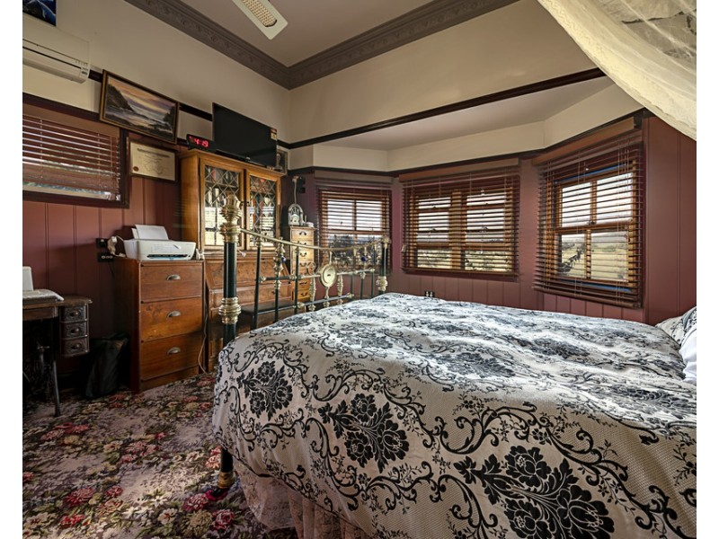 56 Cedar St, Killarney QLD 4373