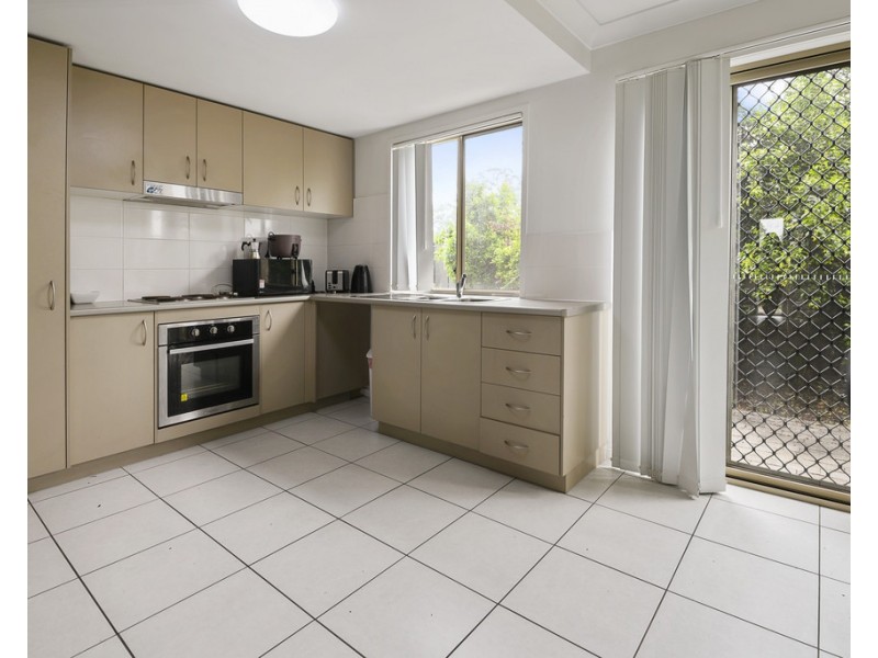 4/9 Natalia Crt, Warwick QLD 4370