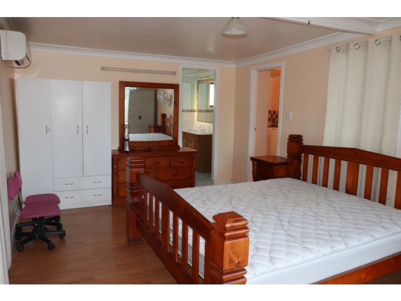 36 Rowland Street, Warwick QLD 4370