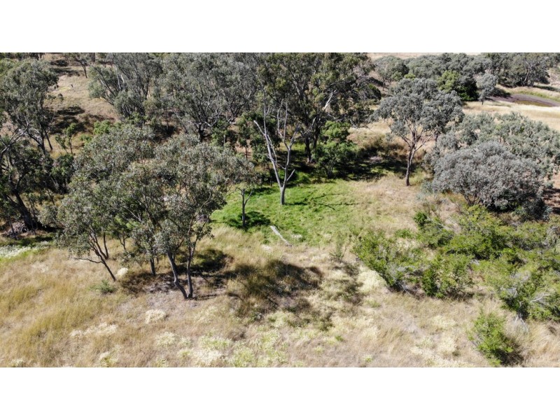 66 Slades Road, Glengallan QLD 4370