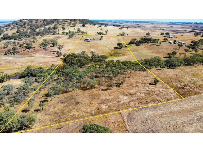 66 Slades Road, Glengallan QLD 4370