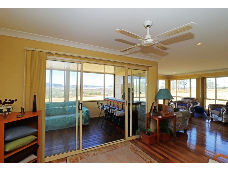 66 Slades Road, Glengallan QLD 4370