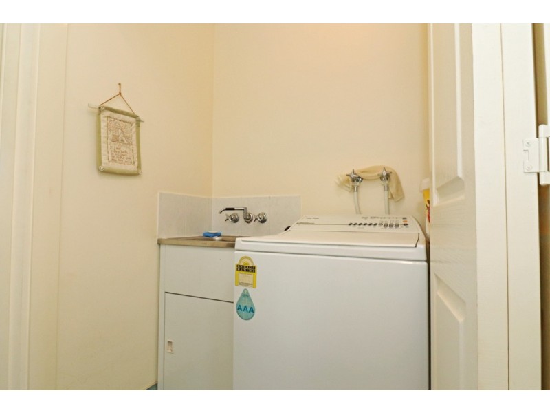 66 Slades Road, Glengallan QLD 4370