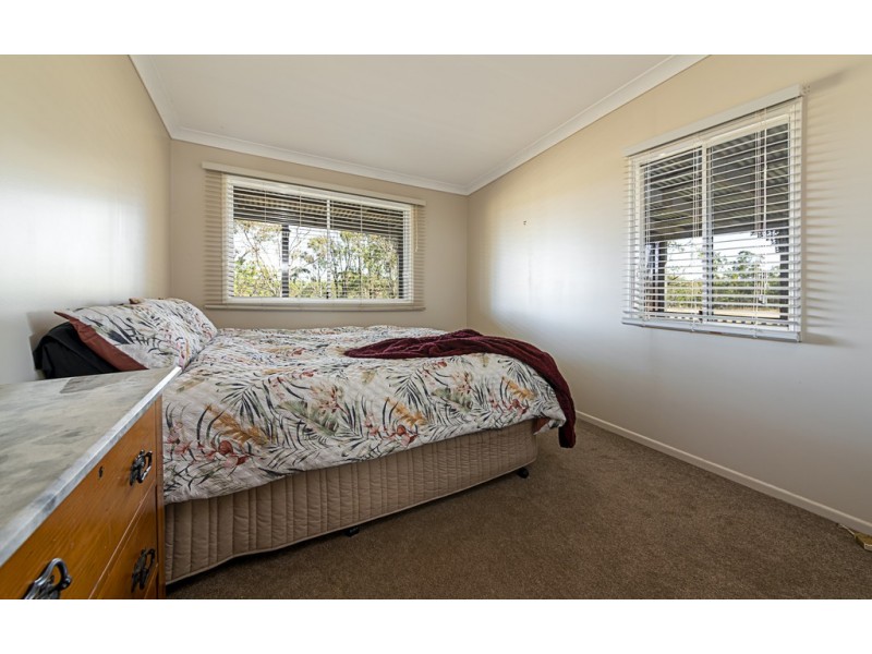80 Hendon Deuchar Rd, Deuchar QLD 4362