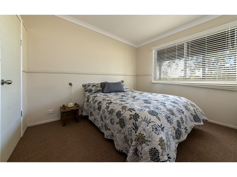 80 Hendon Deuchar Rd, Deuchar QLD 4362