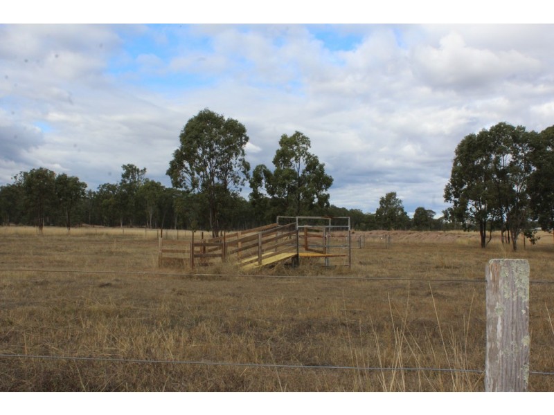 80 Hendon Deuchar Rd, Deuchar QLD 4362