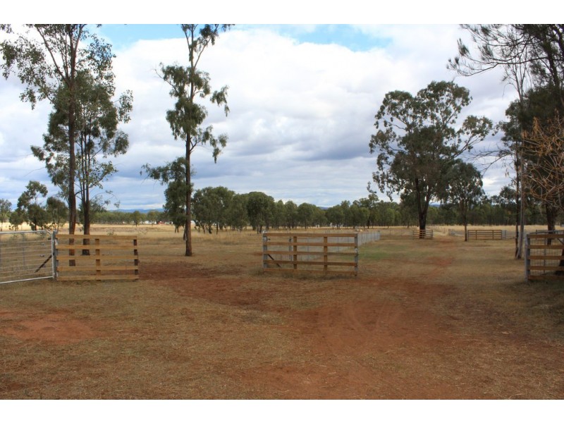 80 Hendon Deuchar Rd, Deuchar QLD 4362