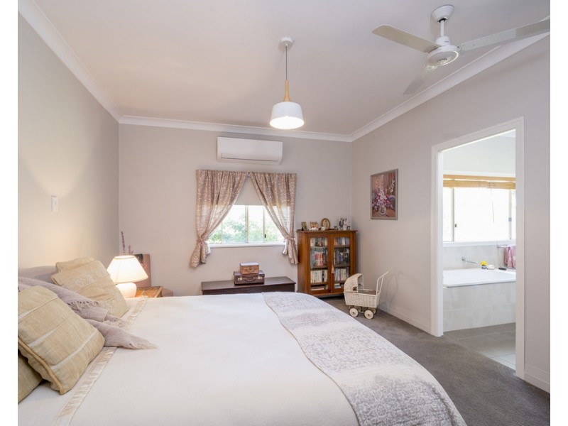 1957 Texas Rd, Greenlands QLD 4380