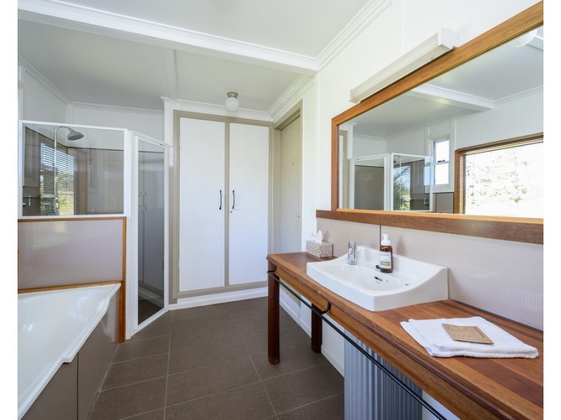 1957 Texas Rd, Greenlands QLD 4380