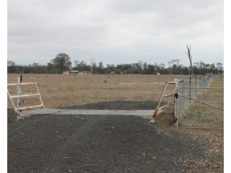 40 Lewtys Road, Inglewood QLD 4387