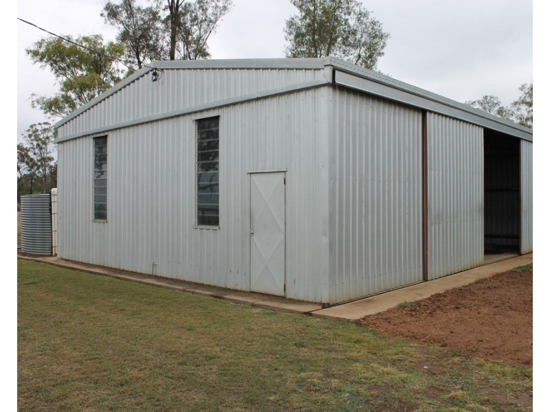 40 Lewtys Road, Inglewood QLD 4387