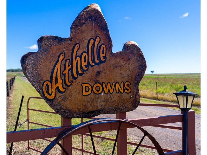 286/43 Hoey Road, Spring Creek QLD 4361