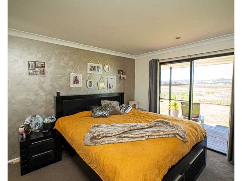 286/43 Hoey Road, Spring Creek QLD 4361