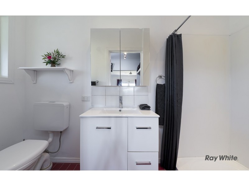 47 Woods Rd, Elbow Valley QLD 4370