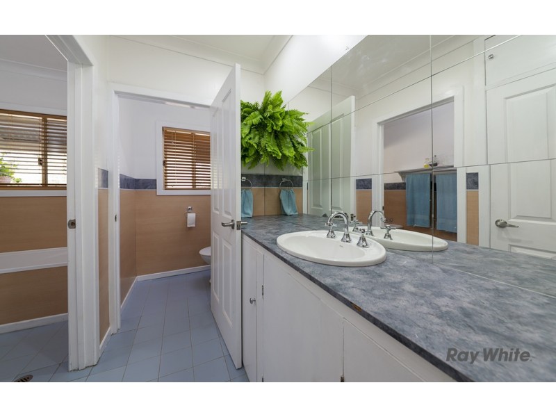 47 Woods Rd, Elbow Valley QLD 4370