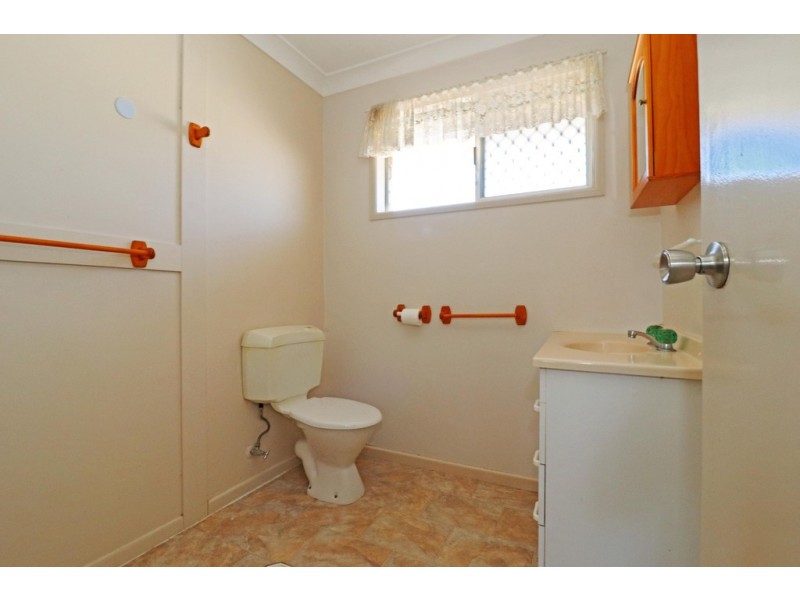 1/3 Ross St, Warwick QLD 4370