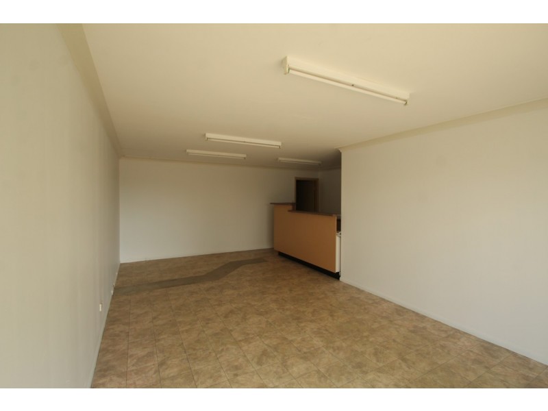 2/105 McEvoy St, Warwick QLD 4370