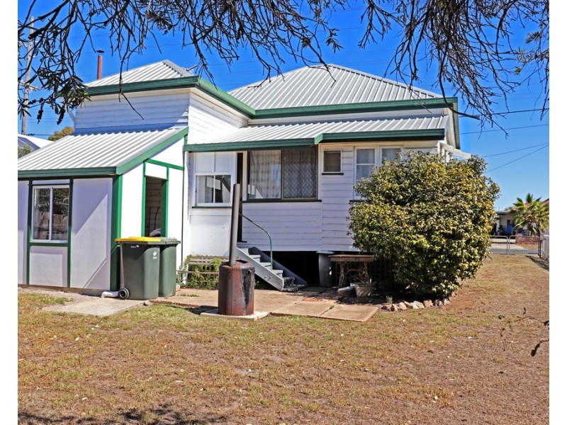 282 East Street, Warwick QLD 4370