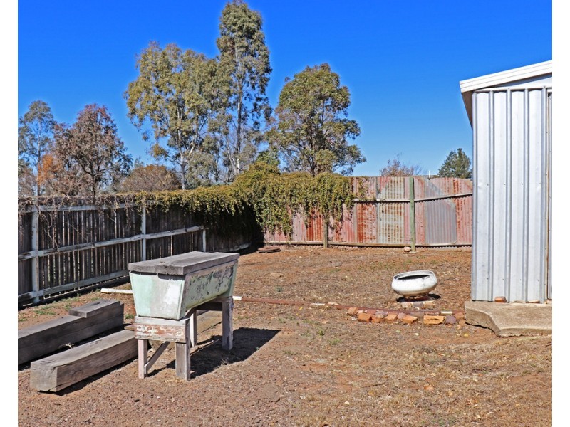 282 East Street, Warwick QLD 4370