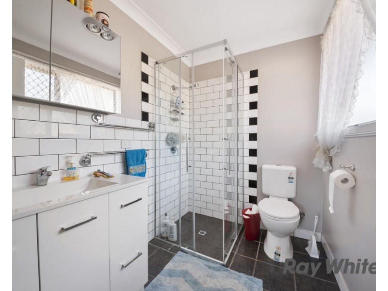 22 Woodford Drv, Cunningham QLD 4370