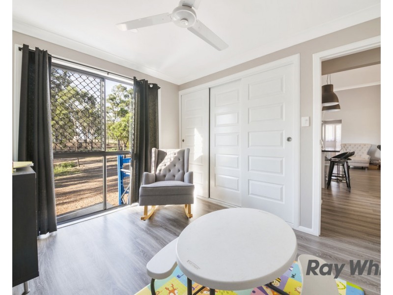 22 Woodford Drv, Cunningham QLD 4370